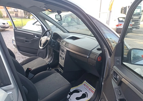 Opel Meriva cena 10999 przebieg: 83000, rok produkcji 2005 z Duszniki-Zdrój małe 352